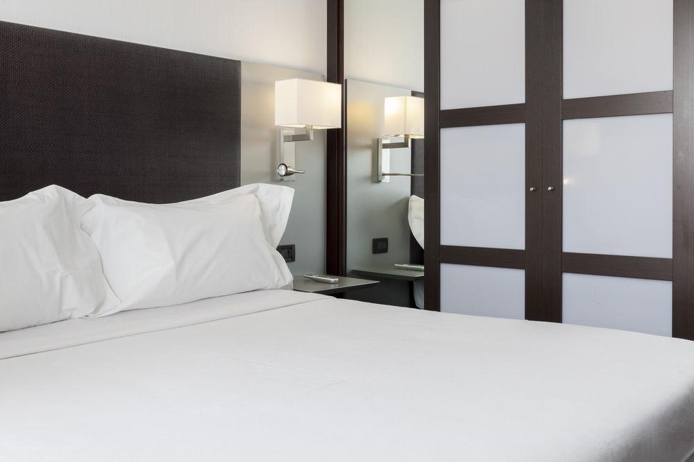Ac Hotel Bologna By Marriott Exterior photo