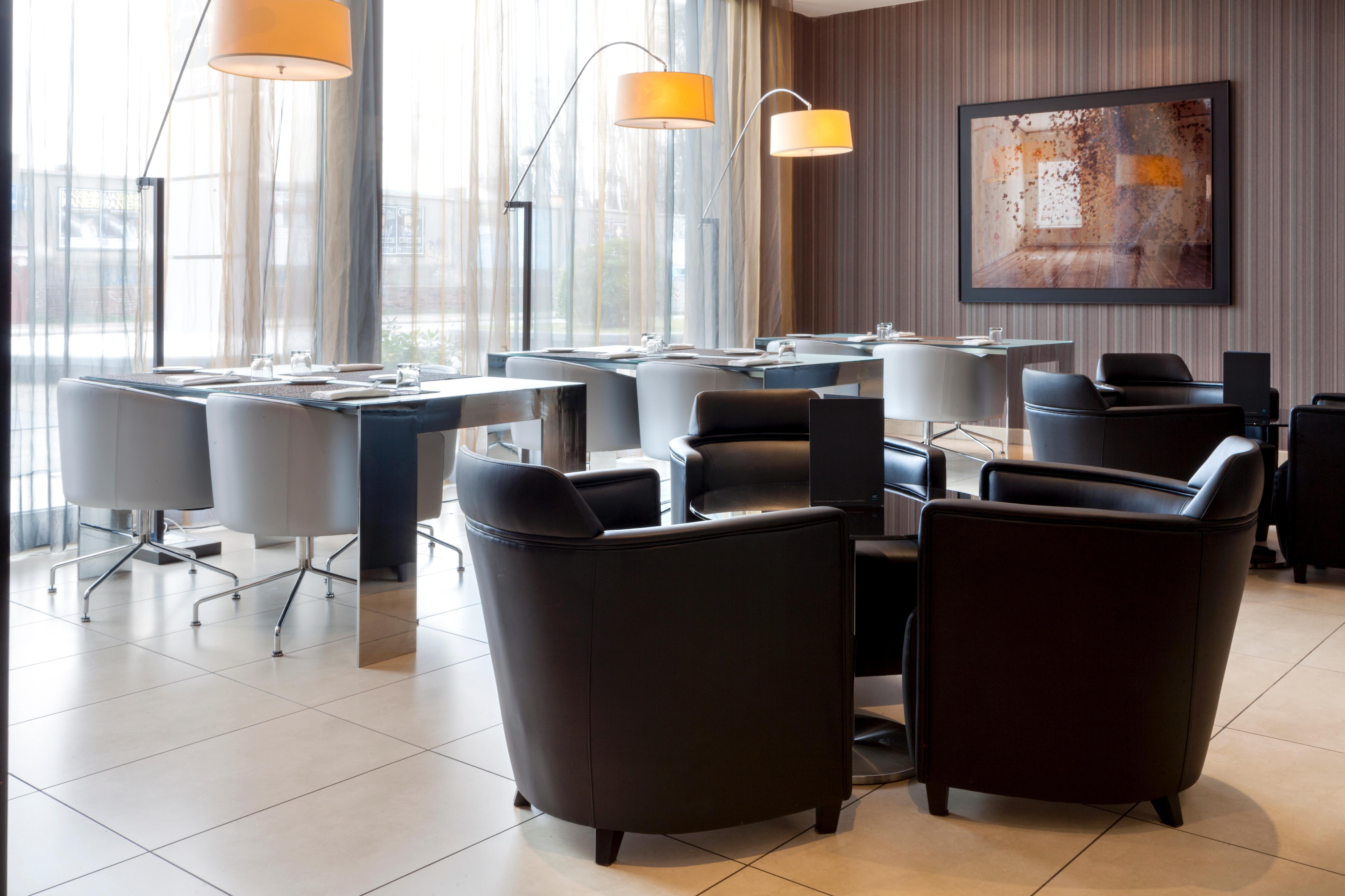 Ac Hotel Bologna By Marriott Exterior photo