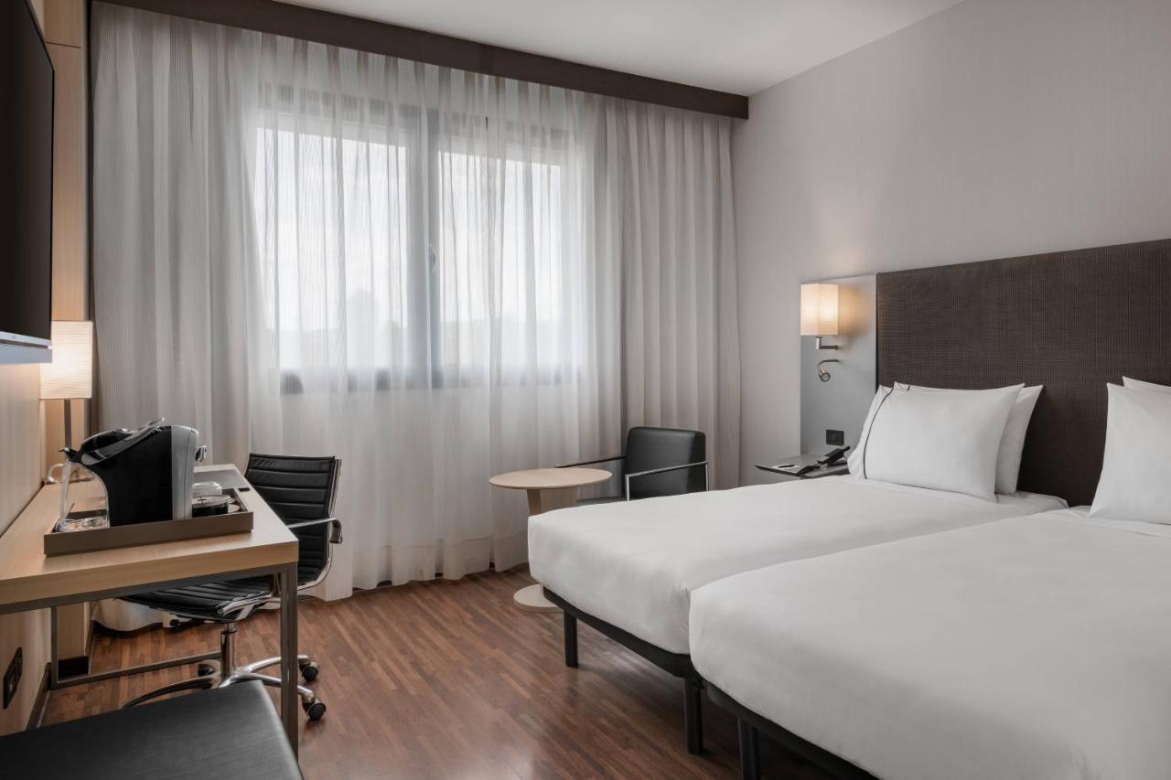 Ac Hotel Bologna By Marriott Exterior photo